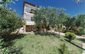 Two-Bedroom Apartment in Banjole